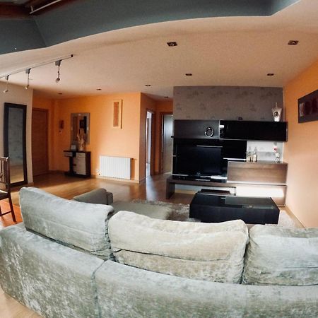 Atico Os Porches Apartment Allariz Bagian luar foto